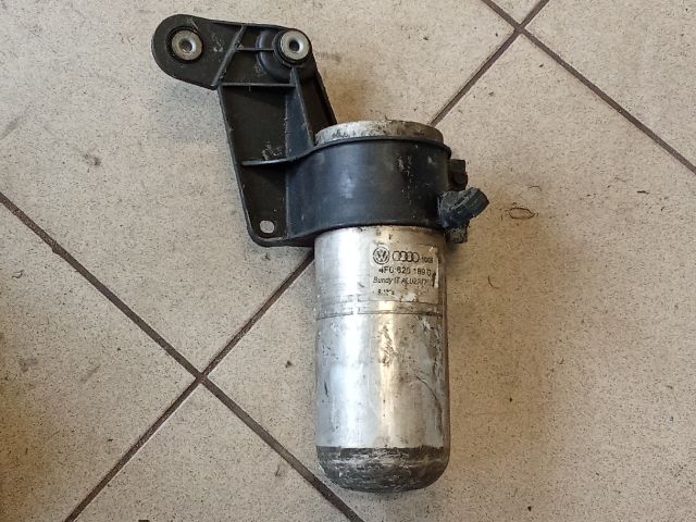bontott AUDI A6 C6 Klíma Párátlanító Tartály