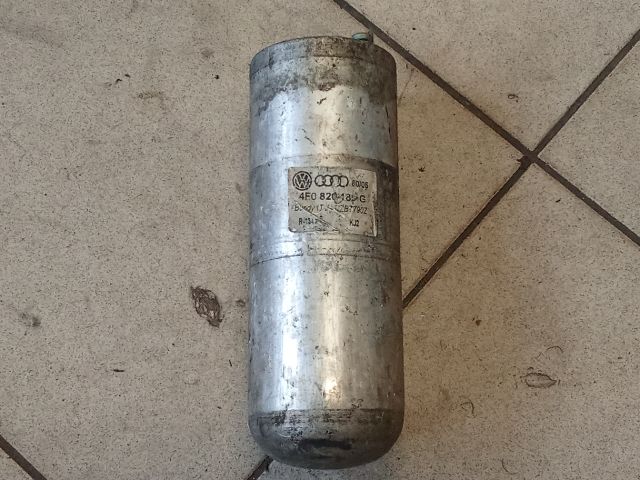 bontott AUDI A6 C6 Klíma Párátlanító Tartály