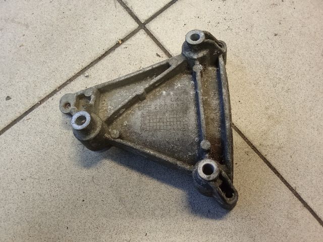 bontott AUDI A6 C6 Klímakompresszor Tartó Bak