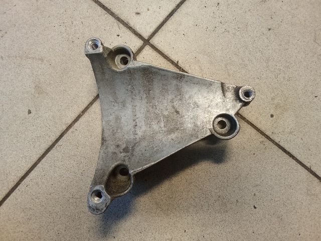 bontott AUDI A6 C6 Klímakompresszor Tartó Bak