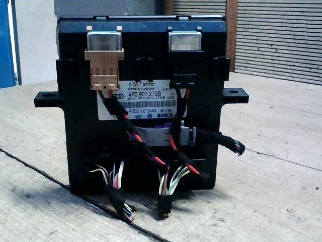 bontott AUDI A6 C6 Komfort Elektronika