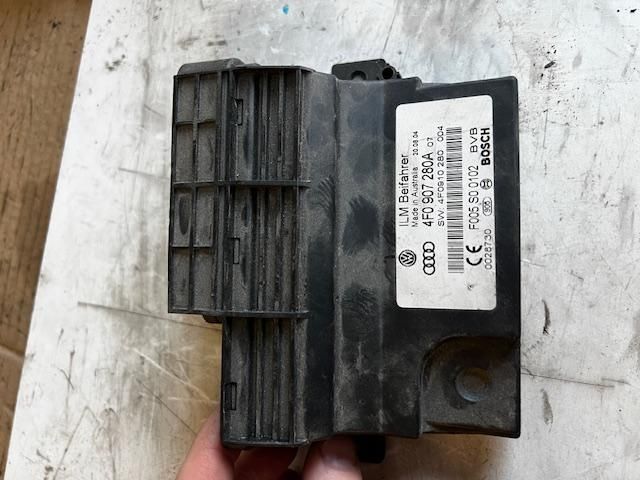 bontott AUDI A6 C6 Komfort Elektronika