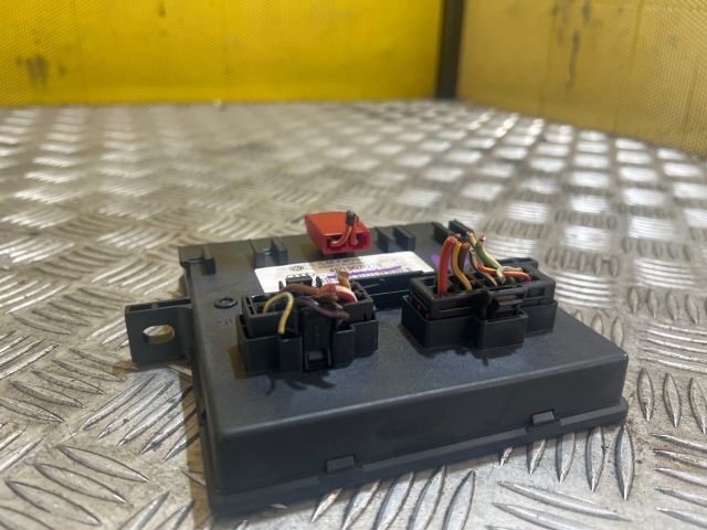 bontott AUDI A6 C6 Komfort Elektronika