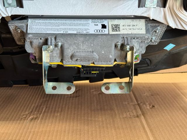 bontott AUDI A6 C6 Komplett Légzsák Szett