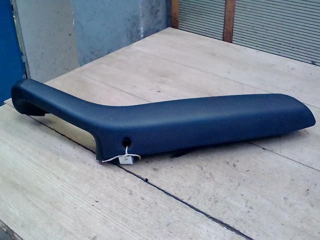 bontott AUDI A6 C6 Könyöklő