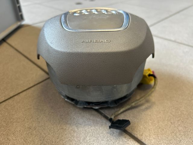 bontott AUDI A6 C6 Kormánylégzsák