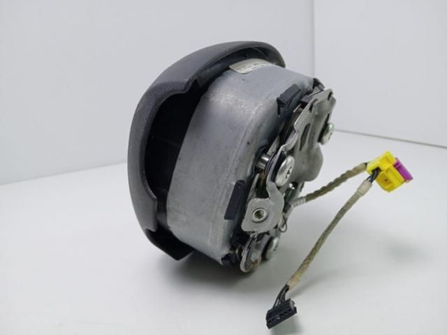 bontott AUDI A6 C6 Kormánylégzsák