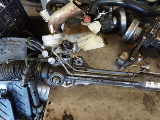 bontott AUDI A6 C6 Kormánymű Szervós