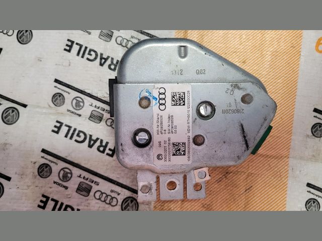 bontott AUDI A6 C6 Kormányoszlop Kormányzárral