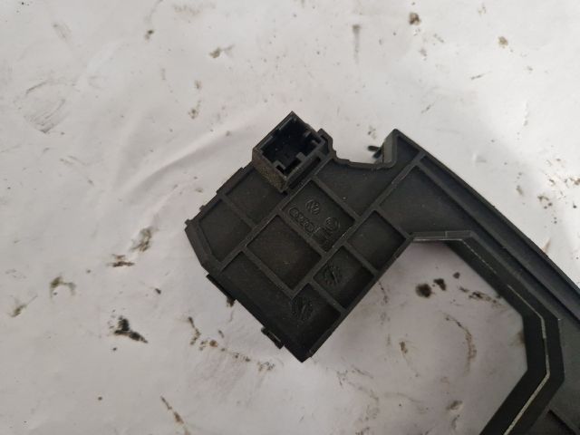 bontott AUDI A6 C6 Kormányoszlop Vezérlő