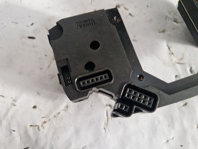 bontott AUDI A6 C6 Kormányoszlop Vezérlő