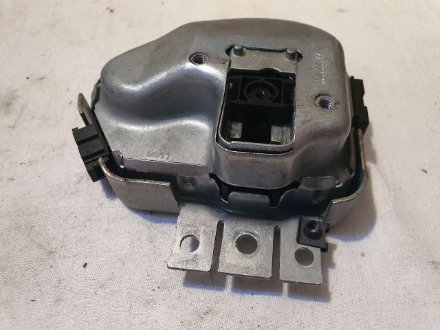 bontott AUDI A6 C6 Kormányzár (Elektromos)