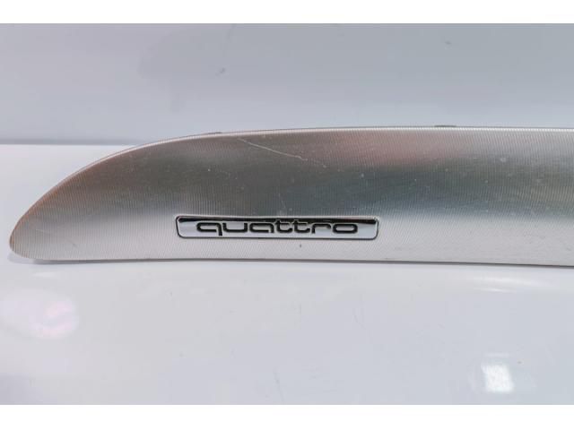 bontott AUDI A6 C6 Középkonzol Keret