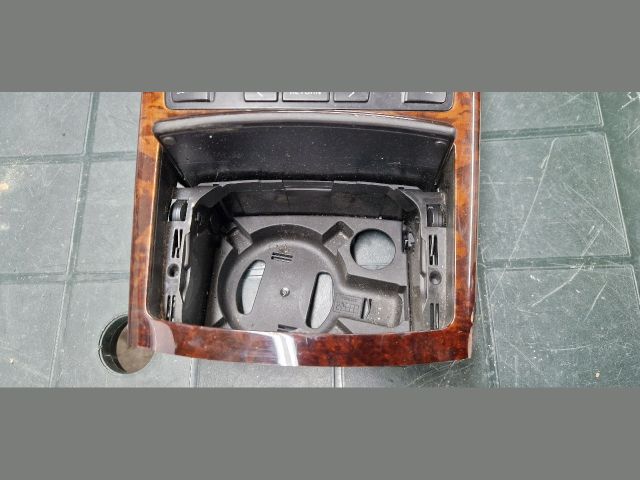 bontott AUDI A6 C6 Középkonzol Vezérlő Panel