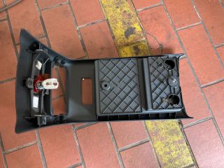 bontott AUDI A6 C6 Középső Kardánbox Burkolat