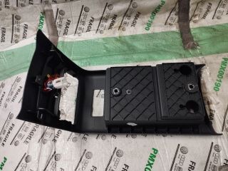 bontott AUDI A6 C6 Középső Kardánbox Burkolat