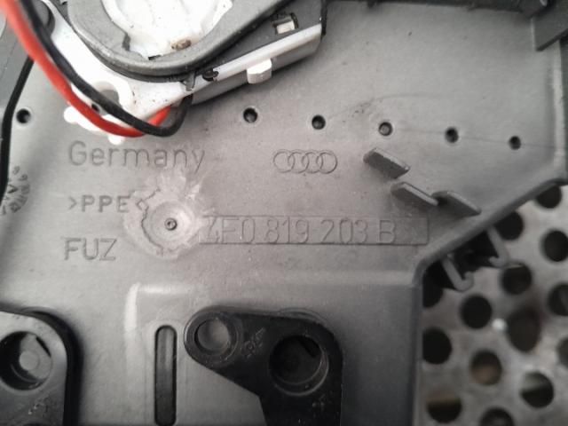 bontott AUDI A6 C6 Középső Szellőző