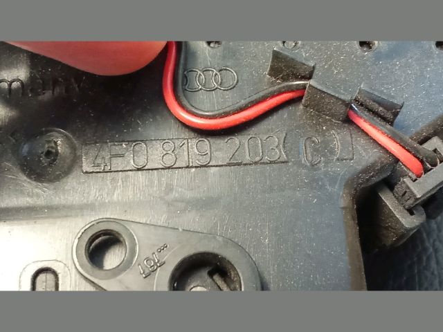 bontott AUDI A6 C6 Középső Szellőző