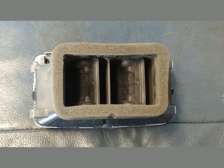 bontott AUDI A6 C6 Középső Szellőző