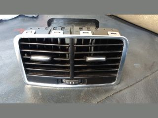 bontott AUDI A6 C6 Középső Szellőző