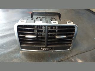 bontott AUDI A6 C6 Középső Szellőző