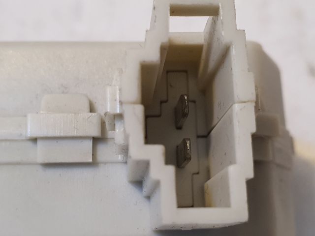 bontott AUDI A6 C6 Központizár Motor Tankajtó