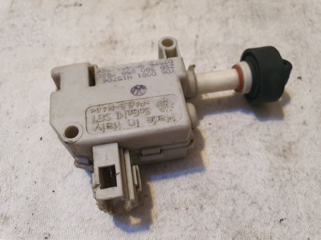 bontott AUDI A6 C6 Központizár Motor Tankajtó