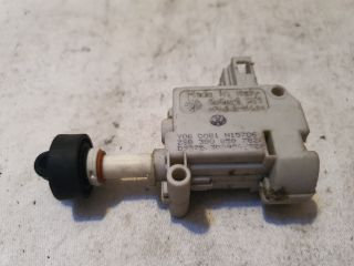 bontott AUDI A6 C6 Központizár Motor Tankajtó