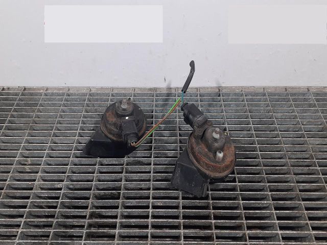 bontott AUDI A6 C6 Kürt