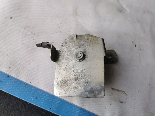 bontott AUDI A6 C6 Kürt