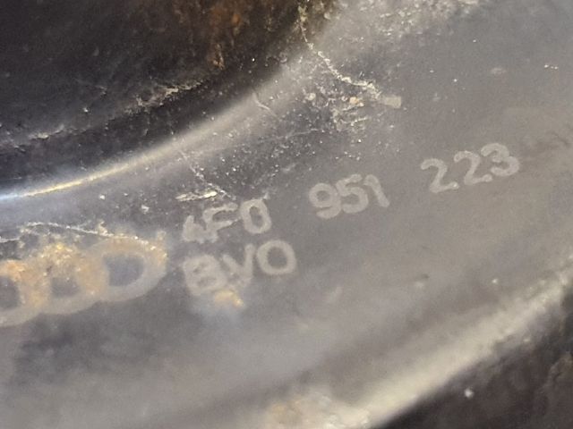 bontott AUDI A6 C6 Kürt