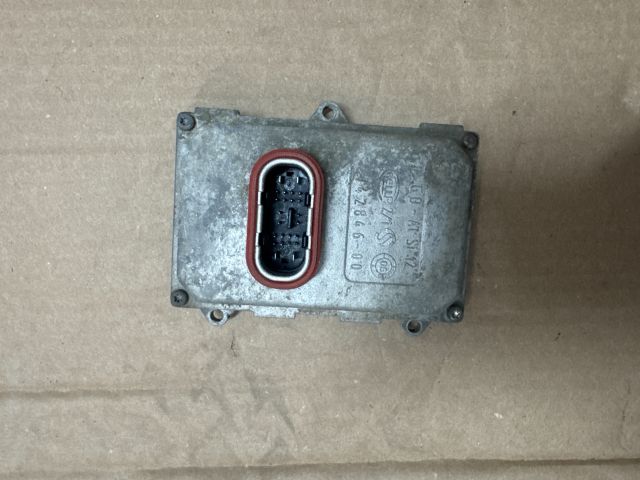 bontott AUDI A6 C6 Lámpa Vezérlő