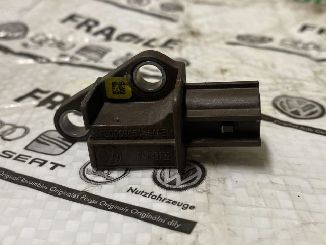 bontott AUDI A6 C6 Légzsák Indító Modul Oldallégzsák