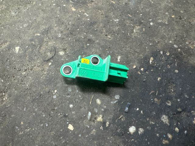 bontott AUDI A6 C6 Légzsák Indító Modul Oldallégzsák