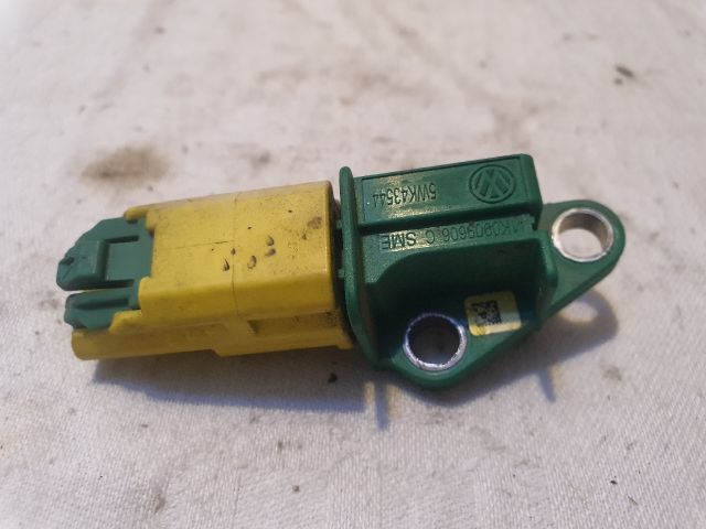 bontott AUDI A6 C6 Légzsák Indító Modul Oldallégzsák