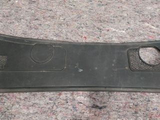 bontott AUDI A6 C6 Levélrács