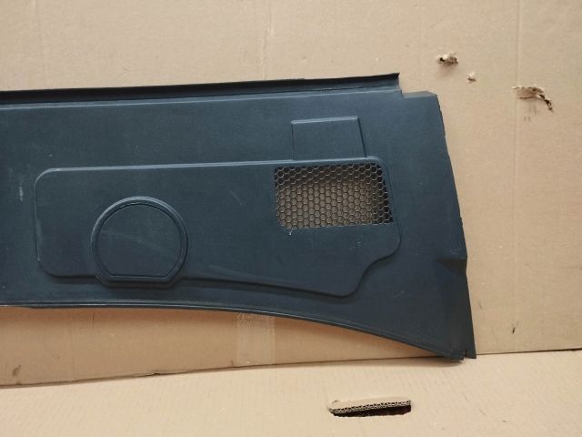 bontott AUDI A6 C6 Levélrács