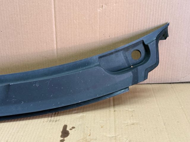 bontott AUDI A6 C6 Levélrács