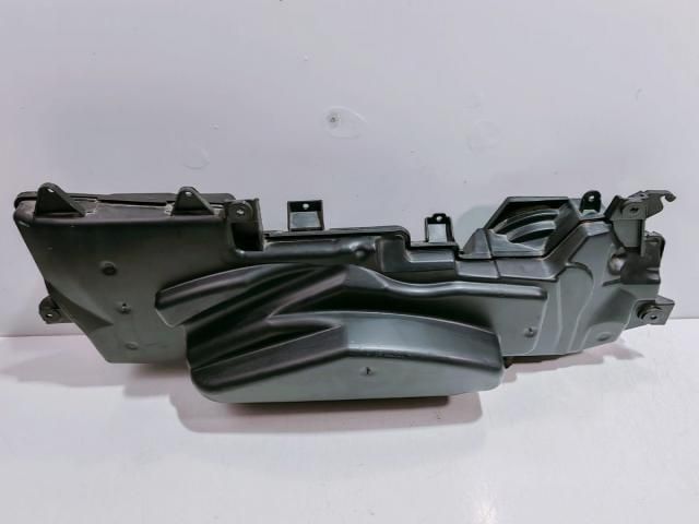 bontott AUDI A6 C6 Mélynyomó Hangszóró