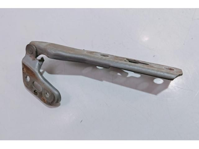 bontott AUDI A6 C6 Motorháztető Bal Zsanér