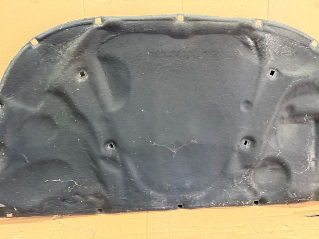 bontott AUDI A6 C6 Motorháztető Szigetelés