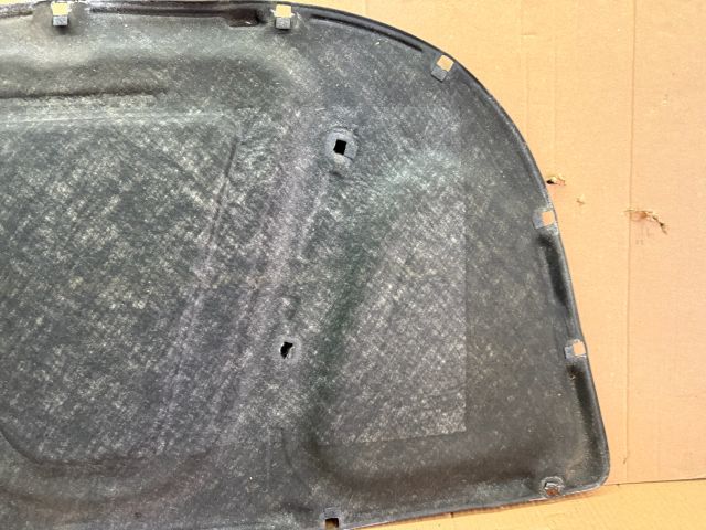 bontott AUDI A6 C6 Motorháztető Szigetelés