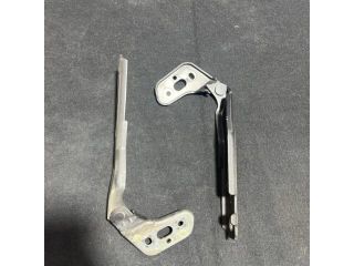 bontott AUDI A6 C6 Motorháztető Zsanér Pár