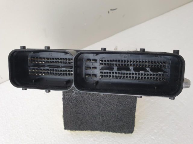 bontott AUDI A6 C6 Motorvezérlő