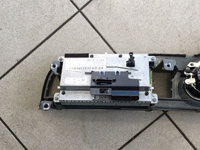 bontott AUDI A6 C6 Multifunkciós Kijelző