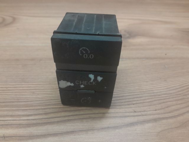 bontott AUDI A6 C6 Műszerfal Fényerő Szabályzó