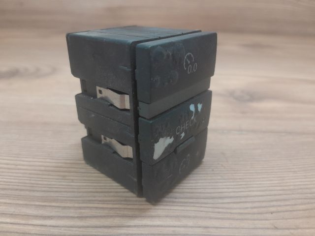 bontott AUDI A6 C6 Műszerfal Fényerő Szabályzó