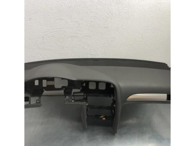 bontott AUDI A6 C6 Műszerfal Héj