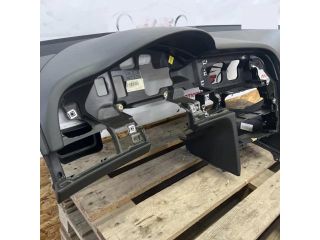 bontott AUDI A6 C6 Műszerfal Héj