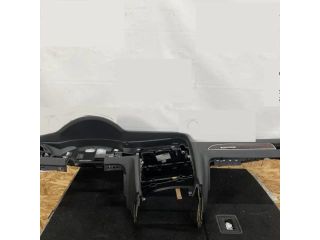 bontott AUDI A6 C6 Műszerfal Héj